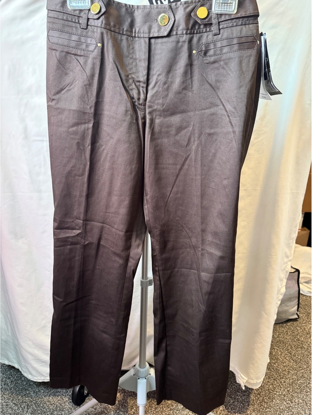 293 Peter Nygard Women's Brown Dress Pants Size 6 with Gold Button Detail